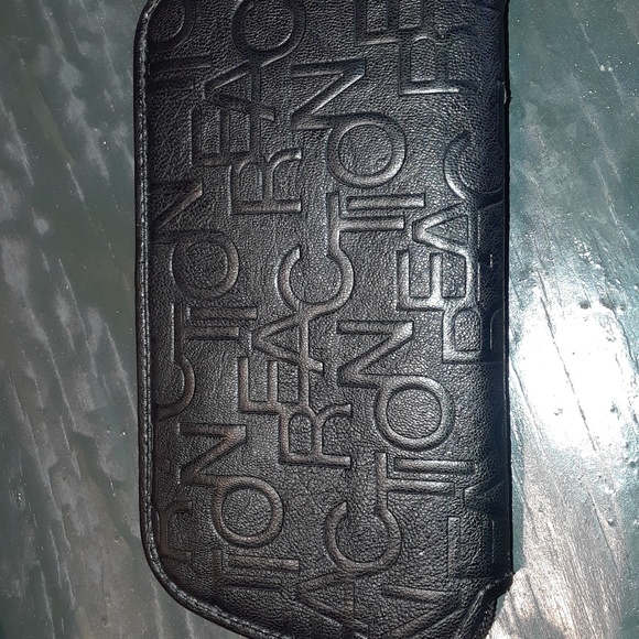 Kenneth Cole Reaction - Picture 3 of 4